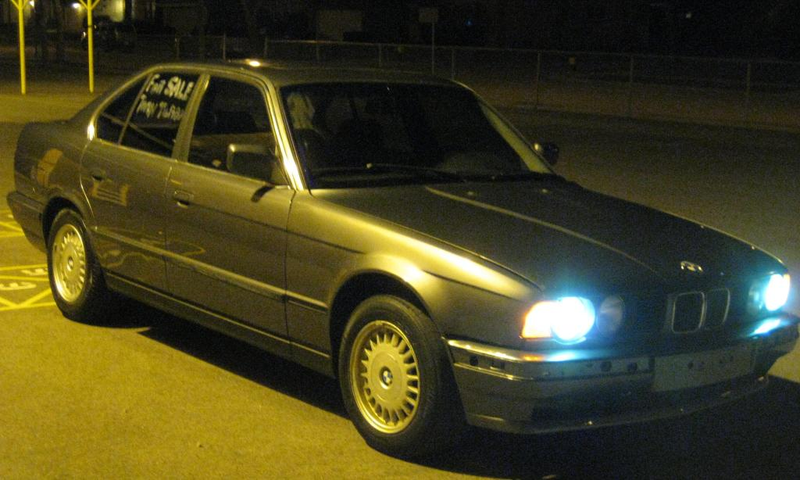 Illustration for article titled For $4,000, this 5-Series plays Jay-Z